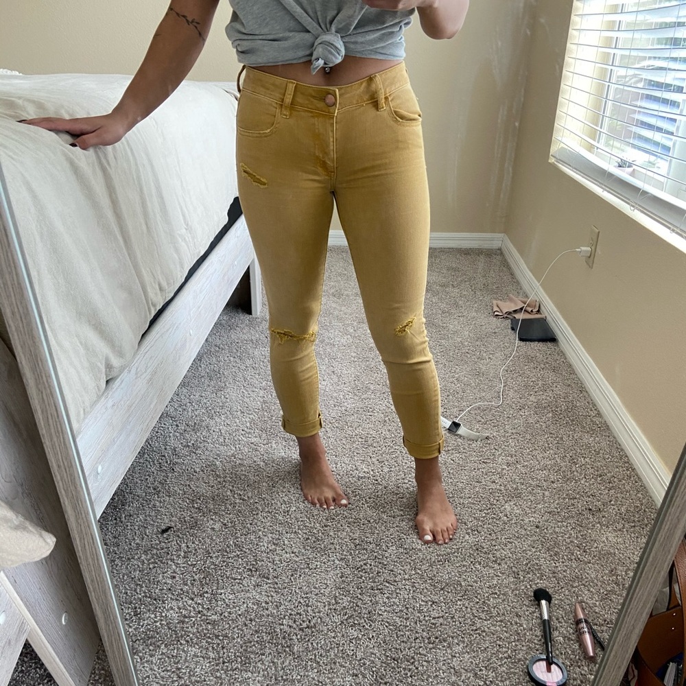 Mustard jeans